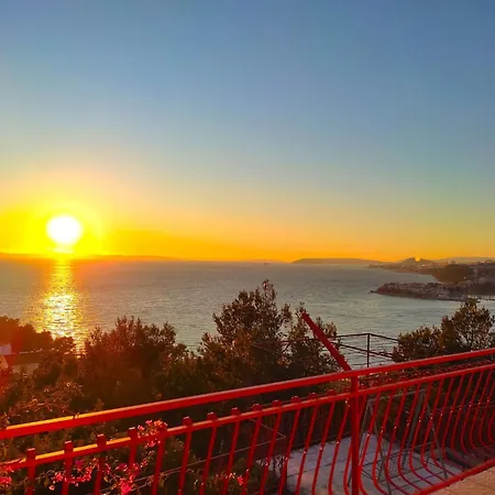 Amazing View Atemberaubenden Blick Auf Stadt By Interhome Apartment
