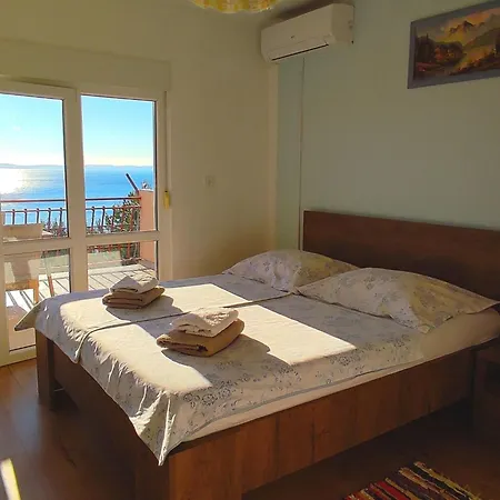 Apartment Amazing View Atemberaubenden Blick Auf Stadt By Interhome Podstrana